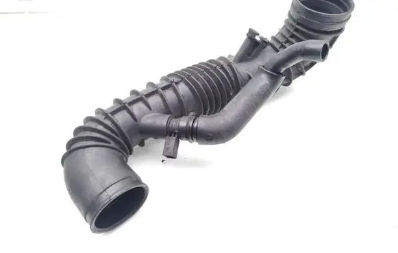 Mercedes-Benz Vito Viano W639 Air intake hose/pipe A6395281182