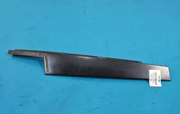 Jeep Cherokee Front door trim (molding) 68102563AA IMPRK1560200
