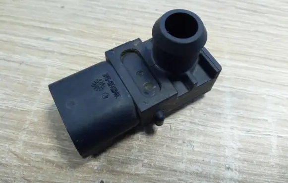 Ford Focus Sensor BB532C444AB NE69587