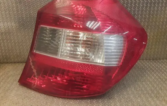 BMW 1 E81 E87 Rear/tail lights 6924502