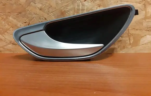 Mercedes-Benz C W205 Front door interior handle 1417 A2057603100