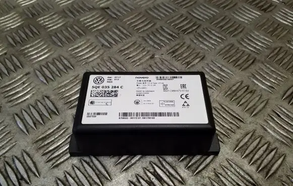 Audi A3 S3 8V Bluetooth control unit module 5QE035284C
