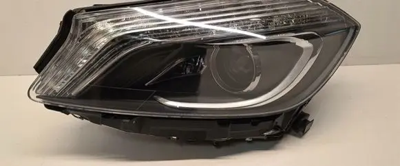 Mercedes-Benz A W176 Headlight/headlamp A1768203161 MB042.n.klosz