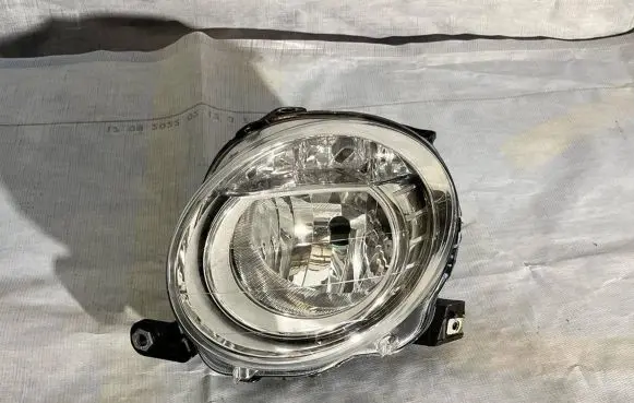 Fiat 500 Headlight/headlamp 51787492