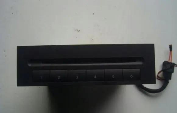 Mercedes-Benz B W245 CD/DVD changer 