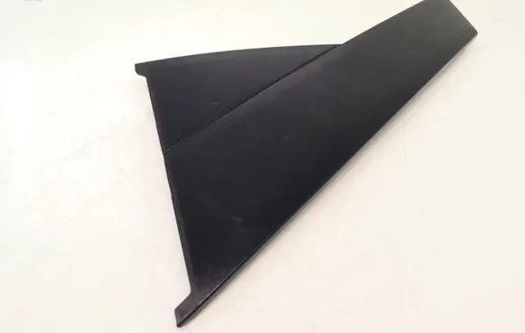 Nissan Primera Rear door glass trim molding 82291AV701