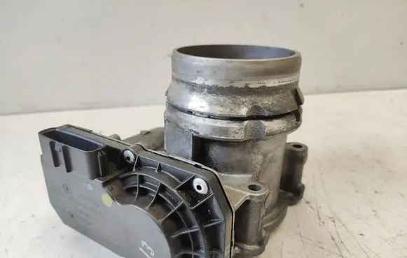 Volvo V60 Throttle valve 31293930 148004T06