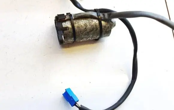 Mercedes-Benz CLK A208 C208 Seat adjustment motor a2088202512 2088202542