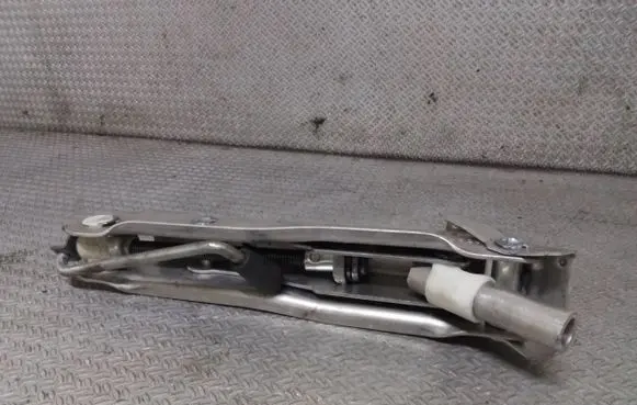 Audi A2 Lift Jack 8Z0011031A