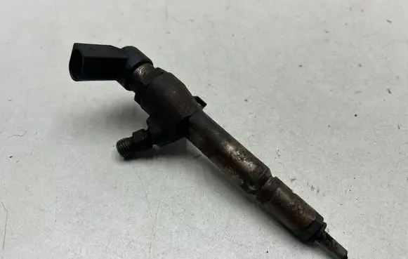 Ford Galaxy Fuel injector 4M5Q9F593