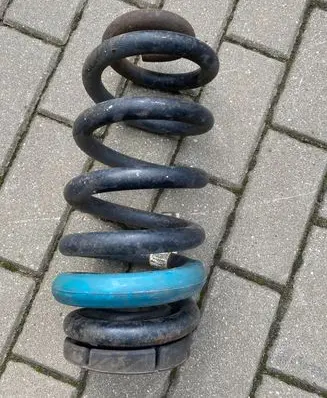 Dodge Durango Rear coil spring 05168246AB