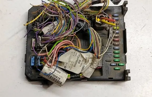 Peugeot 307 Comfort/convenience module 9663510180 BSI2004H01 01090607