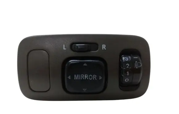 Toyota Yaris A set of switches 335B04 335A04
