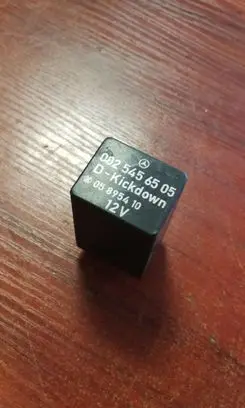 Mercedes-Benz E W124 Other relay 0025456505 05895410