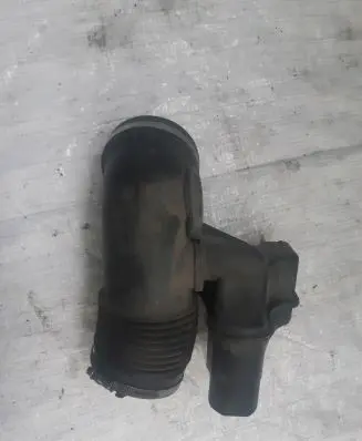 BMW 3 E92 E93 Air intake duct part 7560300
