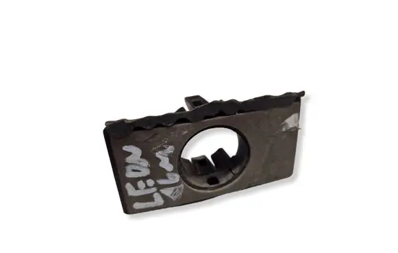Seat Leon (5F) Front parking sensor holder (PDC) 5F0919492