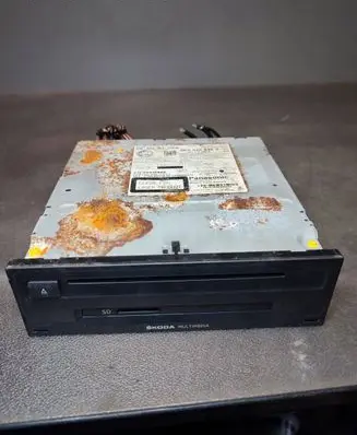 CD/DVD changer
