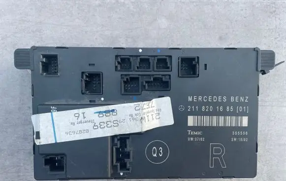 Mercedes-Benz E W211 Door control unit/module 2118201685