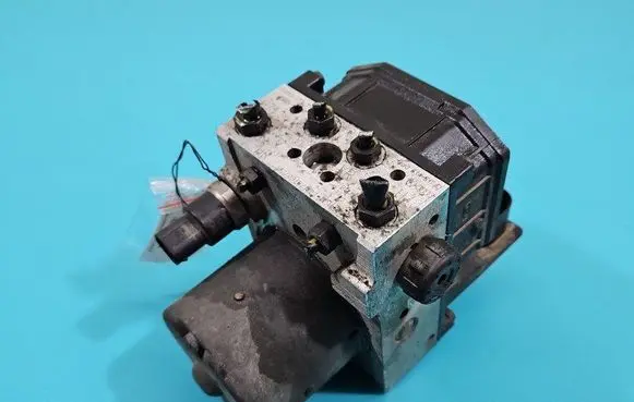 Skoda Superb B5 (3U) ABS Pump 3U0614517D IMPRK1458945
