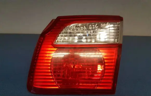 Mazda 626 Tailgate rear/tail lights 13261922