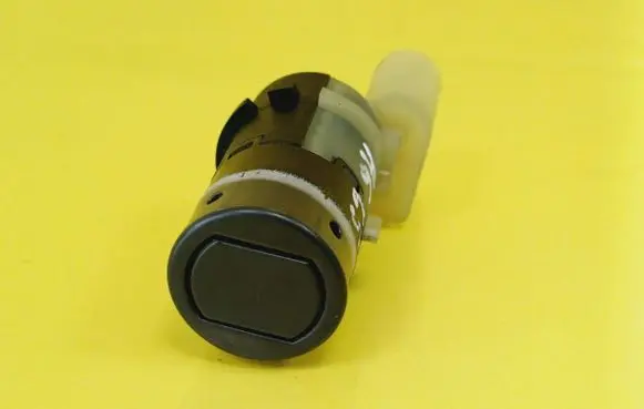 Audi A6 S6 C5 4B Parking PDC sensor 4B0919275D