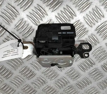Mercedes-Benz E W213 Rear seat headrest A2059200176