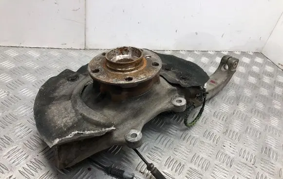 BMW 5 F10 F11 Front wheel hub 6782099