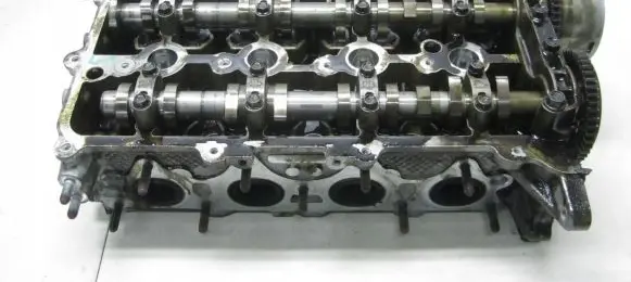 KIA Venga Engine head 