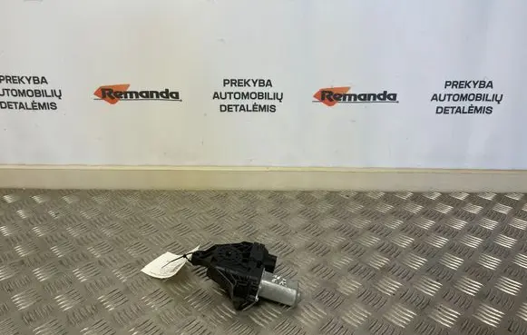Mercedes-Benz GLC X253 C253 Rear door window regulator motor A2059060301