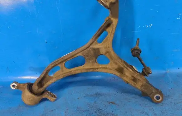Jeep Grand Cherokee Front lower control arm/wishbone 05168158AB