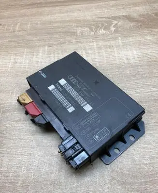 Audi A4 S4 B6 8E 8H Comfort/convenience module 8E0959433AS 2726B3