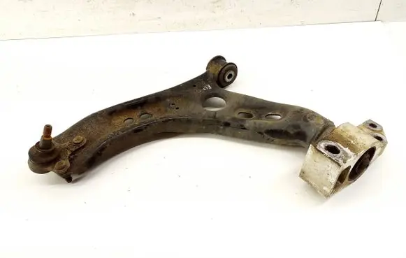 Volkswagen Tiguan Front lower control arm/wishbone 3C0199231A