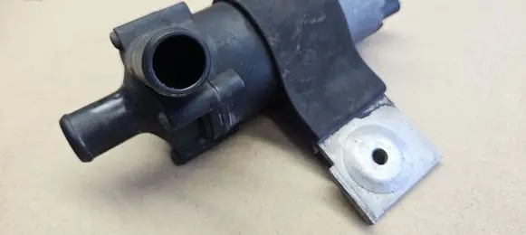Mercedes-Benz SL R230 Electric auxiliary coolant/water pump A2308300114 2308300114 A2308350364