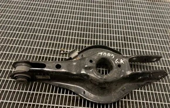 BMW 2 F22 F23 Rear upper control arm/wishbone 6867540 33326867540