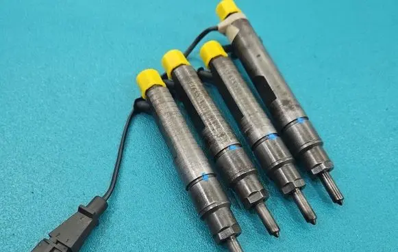 Seat Ibiza II (6k) Fuel injector 038130201F IMPRK1373410