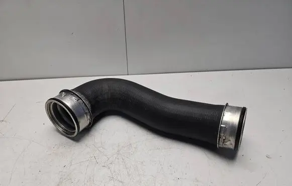 Intercooler hose/pipe