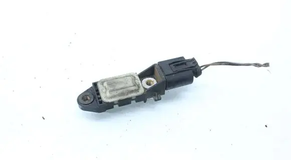 Mercedes-Benz CLS C219 Airbag deployment crash/impact sensor 0028201326