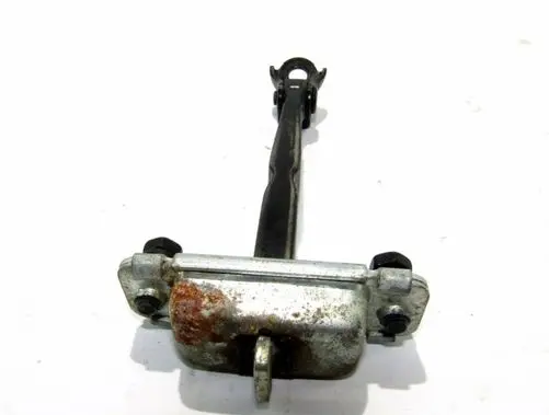 Hyundai i30 Rear door check strap stopper