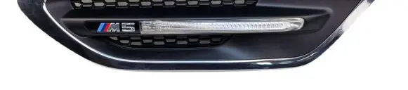 BMW 5 F10 F11 Fender grill 7903880 8049744