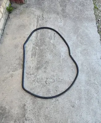 Toyota RAV 4 (XA40) Rear door rubber seal (on body)