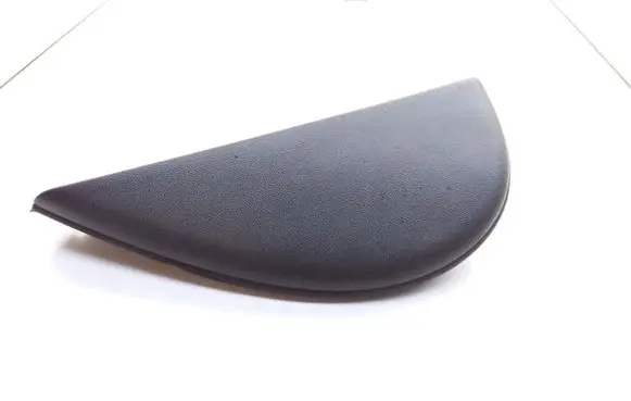 Fender trim (molding)