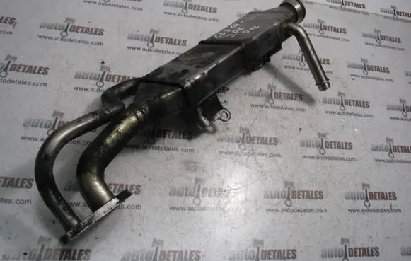 Mercedes-Benz CLS C219 EGR valve cooler A16421400175