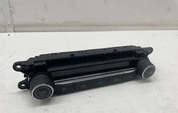 Ford Focus Sound control switch JX7T18K811AC