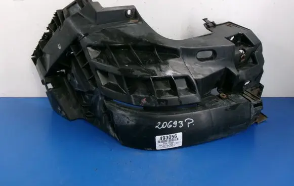 Opel Vivaro Front bodywork piece 93856002