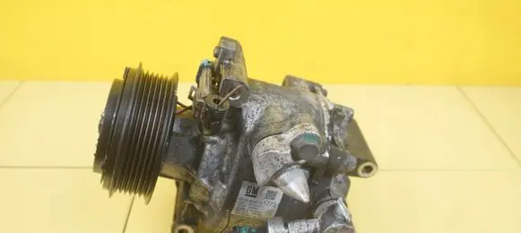 Opel Mokka Air conditioning (A/C) compressor (pump) 95131773 B16DTH