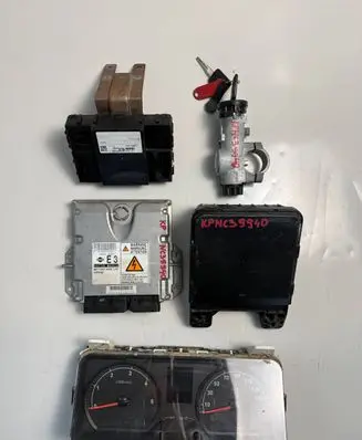Nissan Cab Star Engine control unit/module 23710MA42A