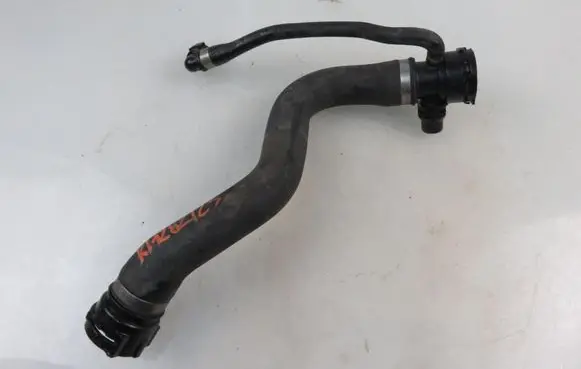 BMW X1 E84 Engine coolant pipe/hose 7525641