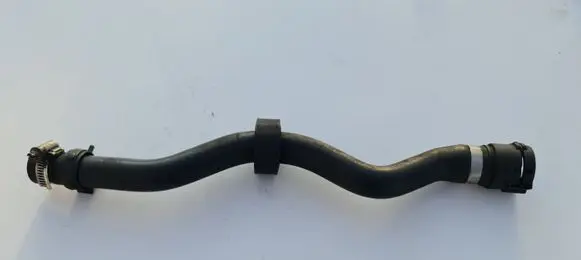 BMW 5 E39 Engine coolant pipe/hose 84218378953