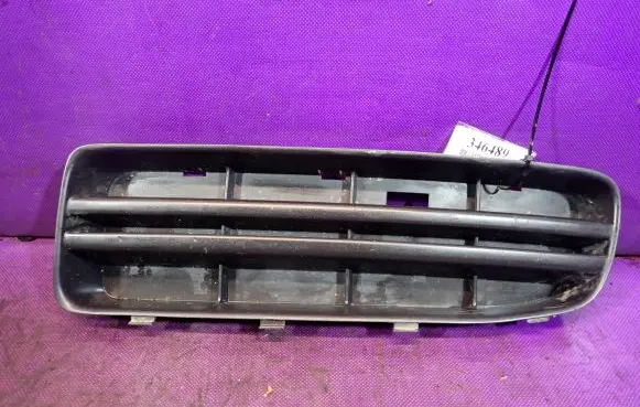 Skoda Octavia Mk1 (1U) Front bumper lower grill 1U0807367C