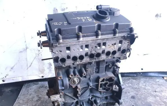 Volkswagen PASSAT B6 Engine BKP